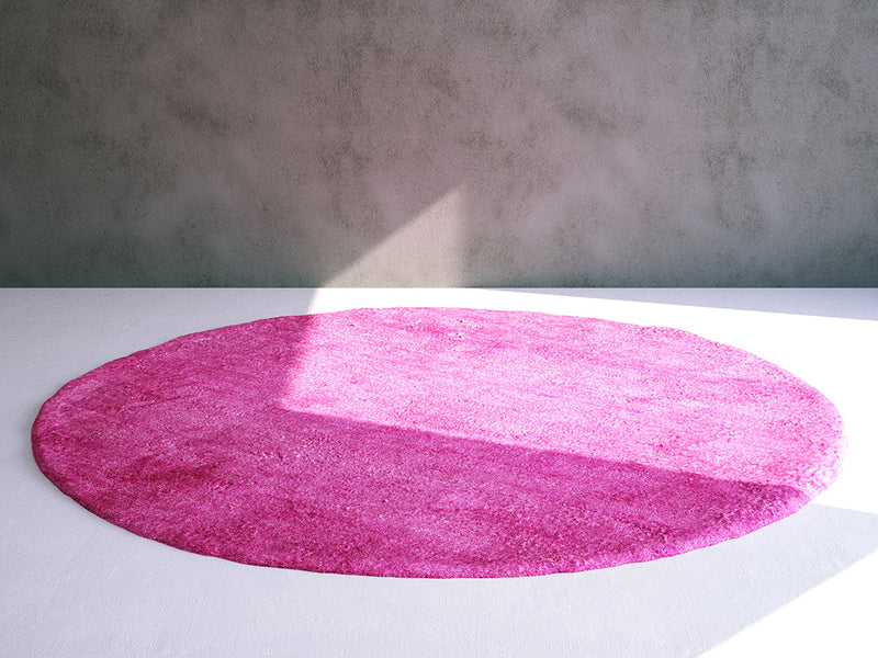 Floor Rug / Carpet: Round Wool Rug